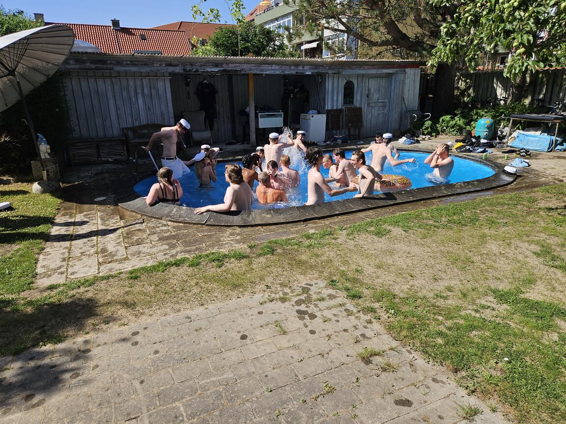 Klik på billedet for at lukke vinduet