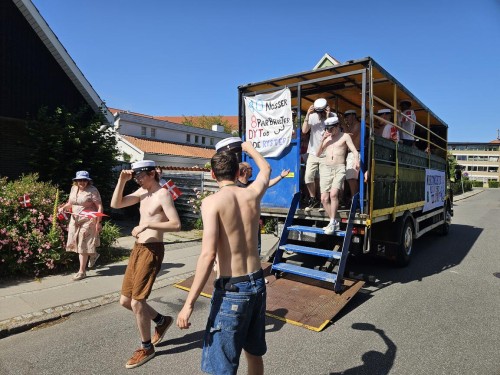 Klik på billedet for at se det i større format