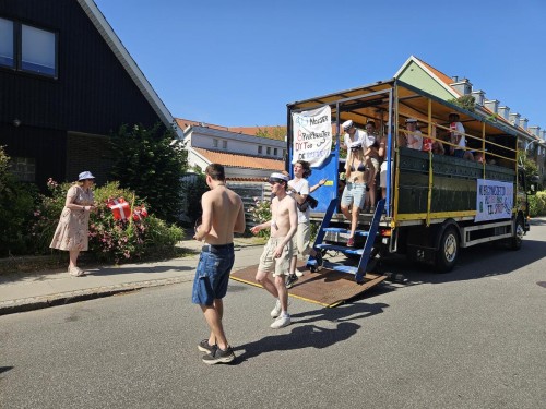 Klik på billedet for at se det i større format