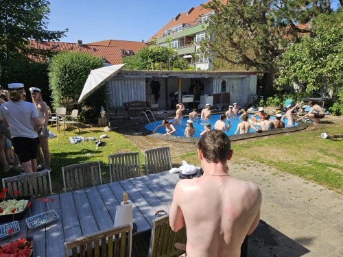 Klik på billedet for at se det i større format