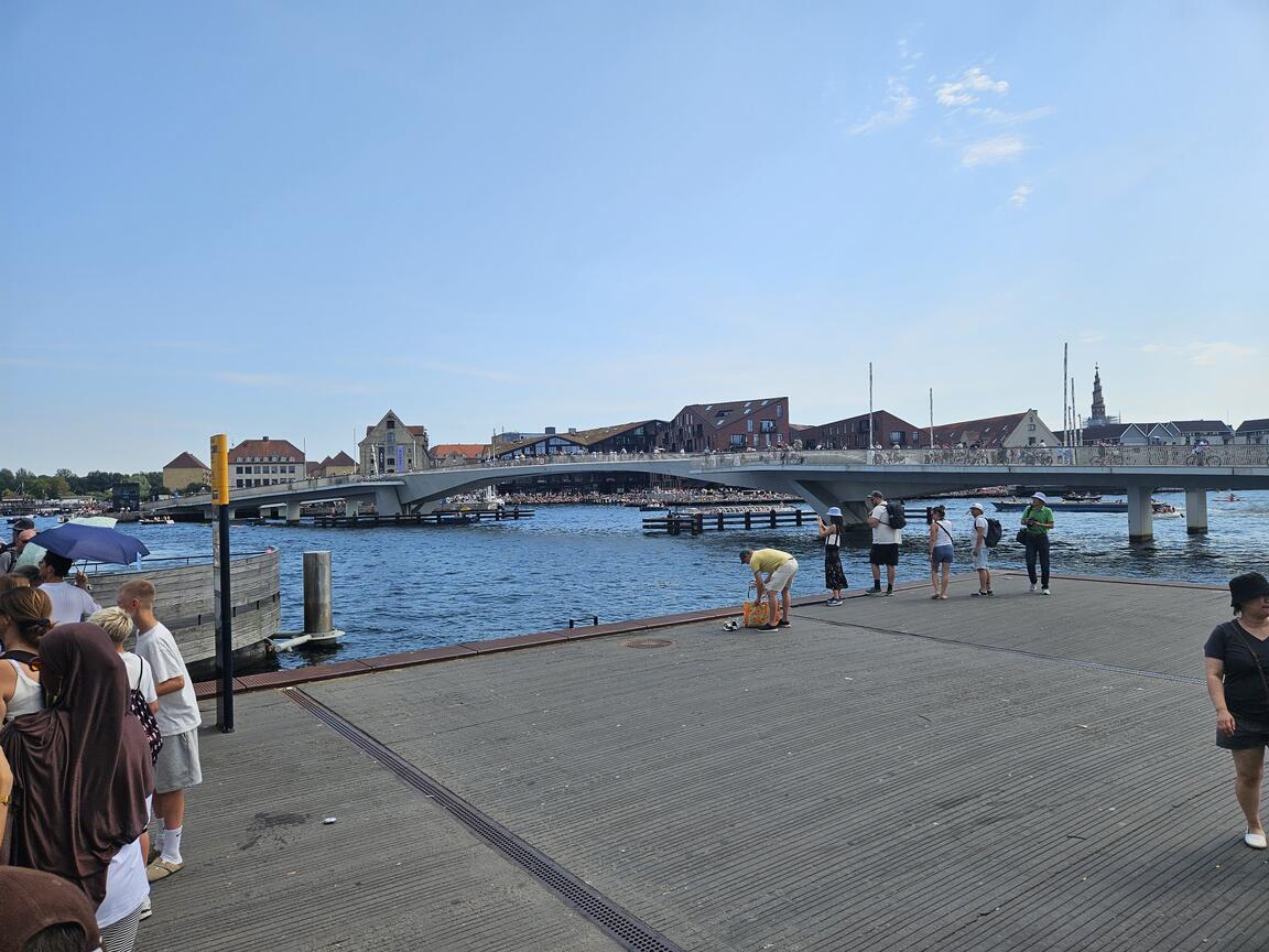 Klik på billedet for at lukke vinduet