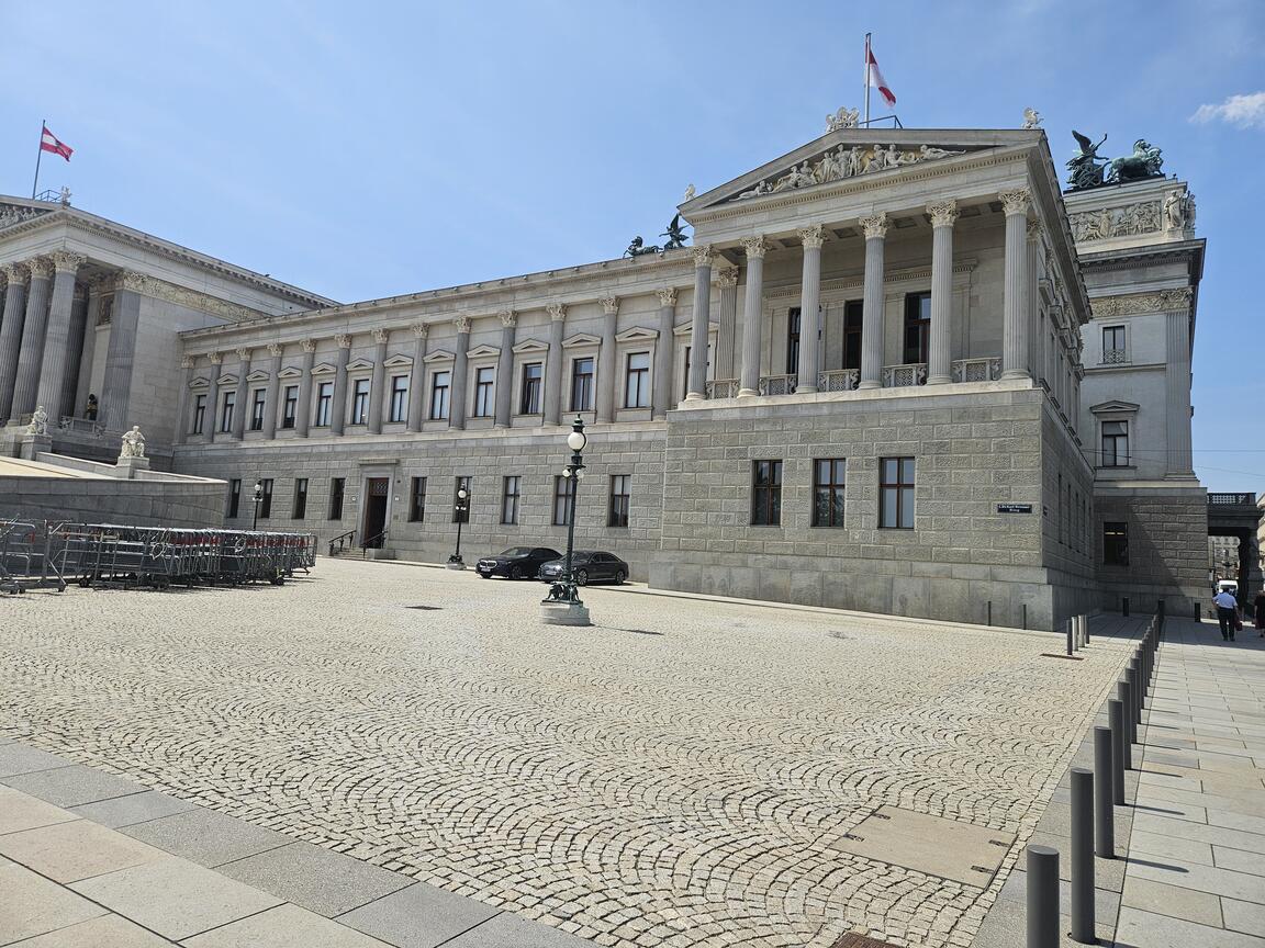 Klik på billedet for at lukke vinduet