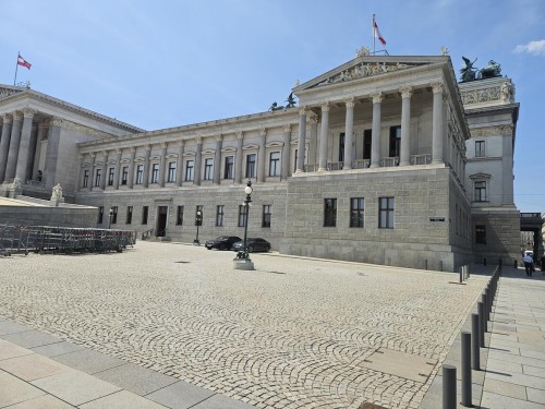 Klik på billedet for at se det i større format